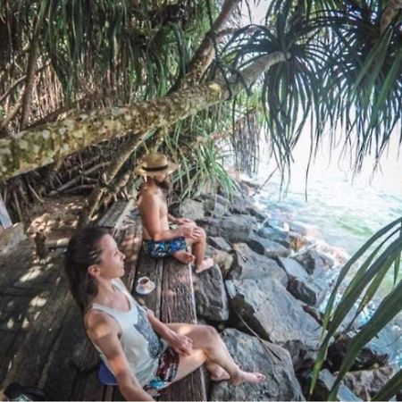 Ocean Beach House Matara Bagian luar foto