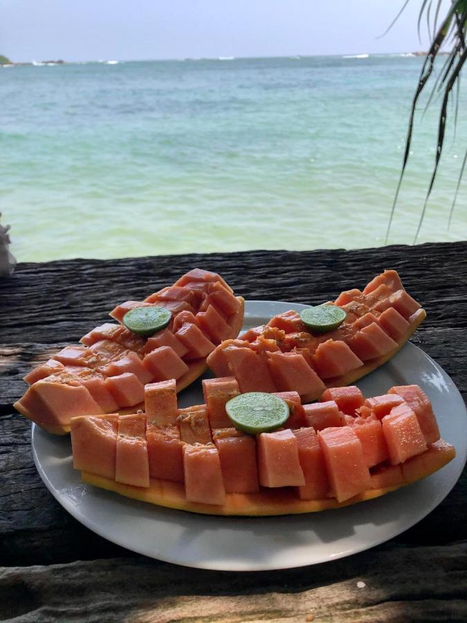 Ocean Beach House Matara Bagian luar foto