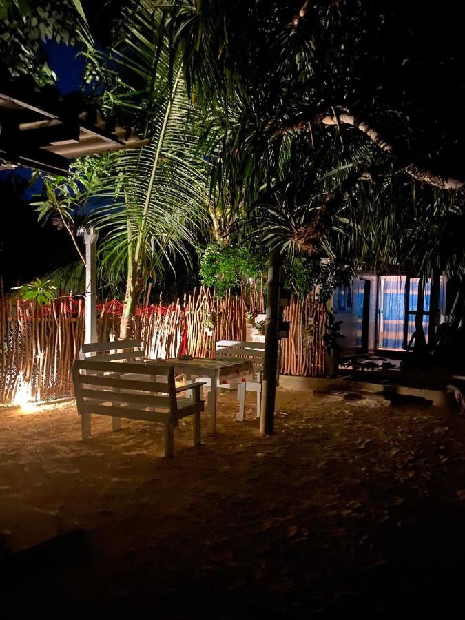 Ocean Beach House Matara Bagian luar foto